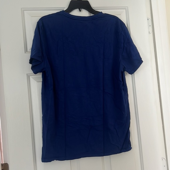 American eagle legend t 💙 - Picture 4 of 4